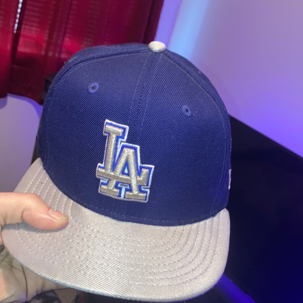 La dodgers hat